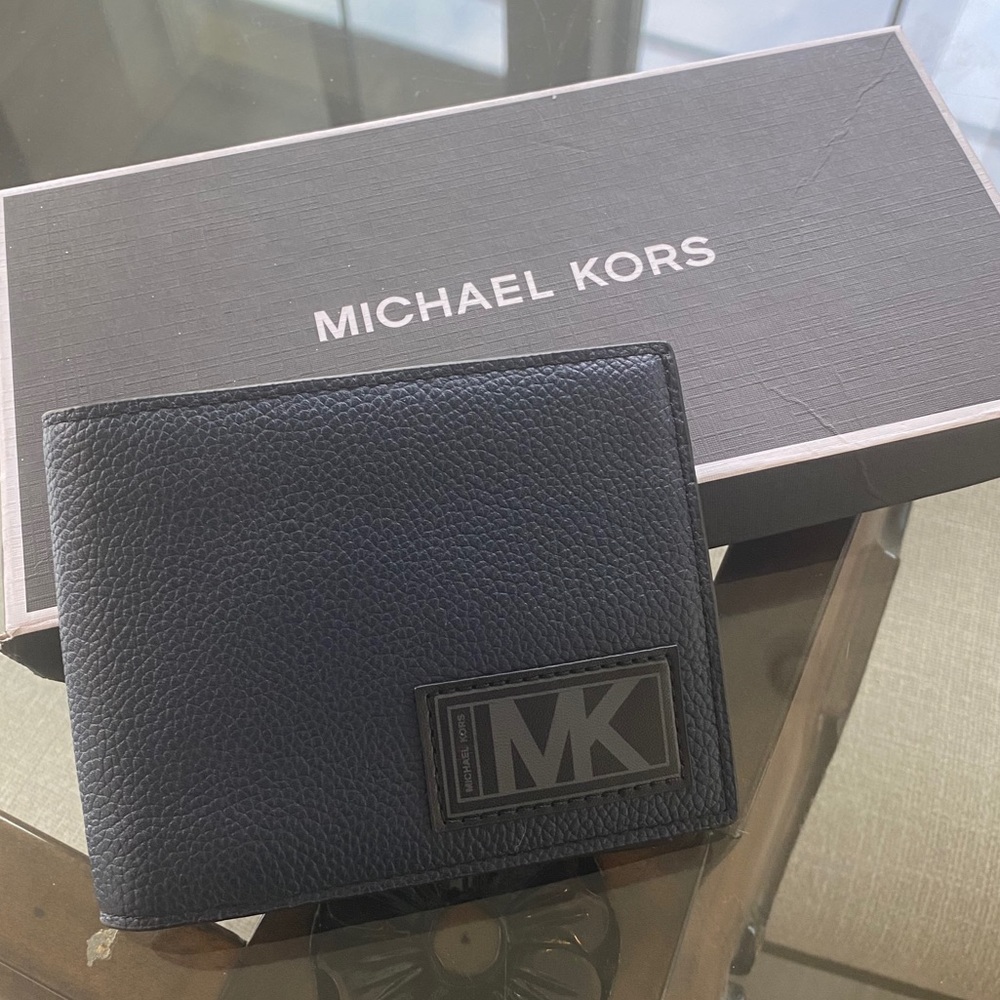 Michael Kors Navy Pebbled Leather Bifold Wallet